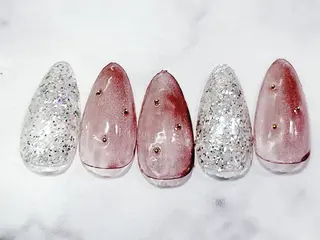 ネイル 矢野 美希のネイルデザイン