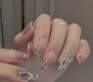 ネイル 💅E•U•B NAIL🌹所属・横浜市中区曙町 ネイルE·U·Bのネイルデザイン