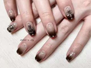 ネイル atelier la vita所属・lavita. mimuraのネイルデザイン