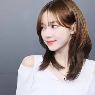 ミディアム ワンホンパーマ/ 菜月のヘアスタイル