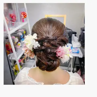 セミロング ヘアアレンジ 鈴木 沙羅のマツエク・マツパデザイン