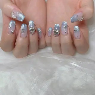 ネイル Laula🤍 ayakaのネイルデザイン