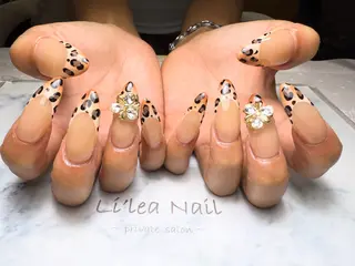 ネイル Li'leaNail AINAのネイルデザイン