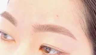 アイブロウ ラペーシュ　アヴニール所属・ラペーシュ アヴニールのマツエク・マツパデザイン