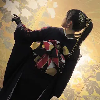 ロング ヘアアレンジ EARTH中島 秋桜久のヘアスタイル