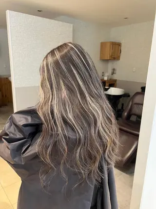 ロング カラー ROBIN所属・指名数No.1 /NAOYAのヘアスタイル