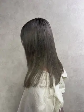 ロング カラー ナチュラルベージュ/ 顔周りカット/由喜のヘアスタイル