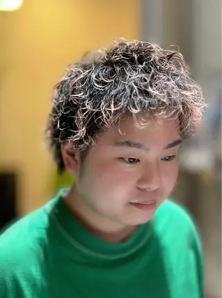 ショート カラー パーマ メンズ Largo所属・広中 裕一のマツエク・マツパデザイン