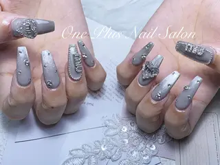 ネイル One Plus Nail Salonのネイルデザイン