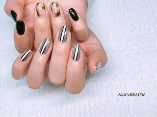 ネイル THECOLORS所属・近貞 莉奈のネイルデザイン