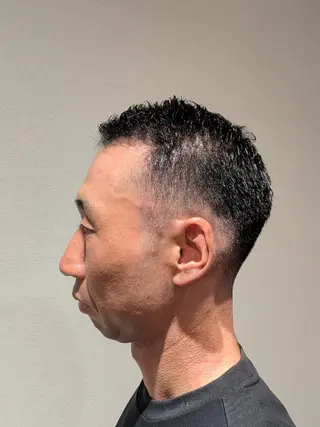 ショート メンズ 松井 俊樹のヘアスタイル