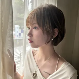 ショート ショート/レイヤー/ 縮毛矯正/ 渡邊莉玖のヘアスタイル