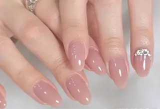 Blue Reef 新宿店所属・R nail アミのネイルデザイン
