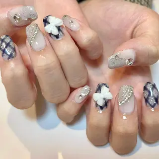 ネイル eight横浜🧸 kumabeのネイルデザイン