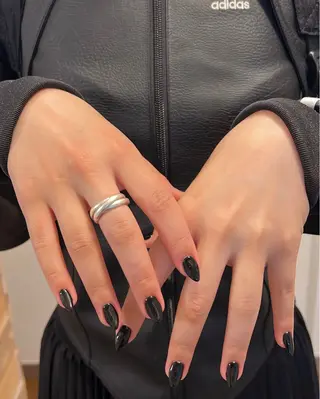 ネイル Nes.Nail所属・Miyagi Asamiのネイルデザイン