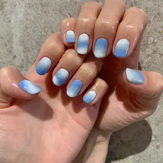 ネイル esby Loely MIZUKIのネイルデザイン