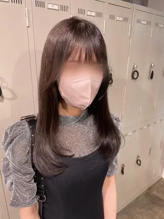 ロング カラー ヘアアレンジ メンズ キッズ ネイル マツエク・マツパ アイブロウ 透明感カラー・レイヤ ー🎀amika🎀のヘアスタイル