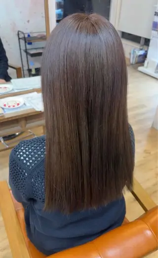 セミロング カラー 山中 希来のヘアスタイル