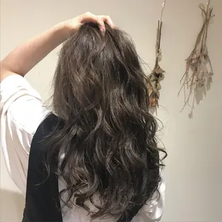 ロング カラー ヘアアレンジ 髪質改善period.所属・いしかわまい🎀 髪質改善特価サロンのヘアスタイル