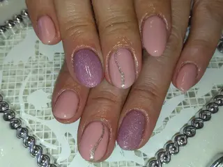 ネイル エステとネイル ローズコンフォートのネイルデザイン