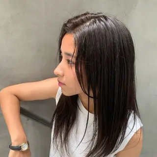 セミロング 佐藤 純生のヘアスタイル