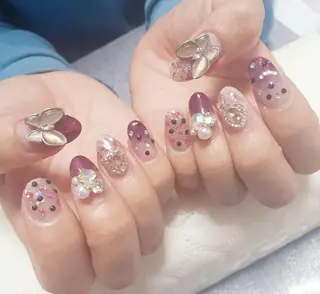 ネイル 鈴木 憂維のネイルデザイン