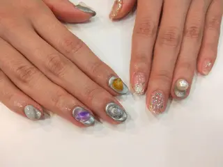 ネイル R'well所属・はばすみれ🎀ﾈｲﾙ 光ﾌｪｲｼｬﾙ ﾍｱのネイルデザイン