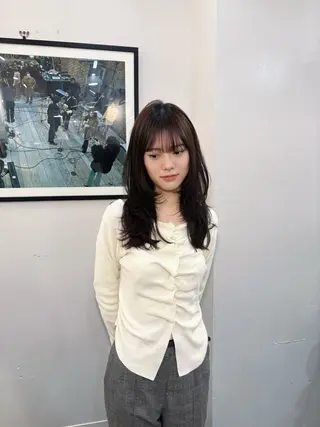 セミロング 🟡表参道ABBEY Hiroのヘアスタイル