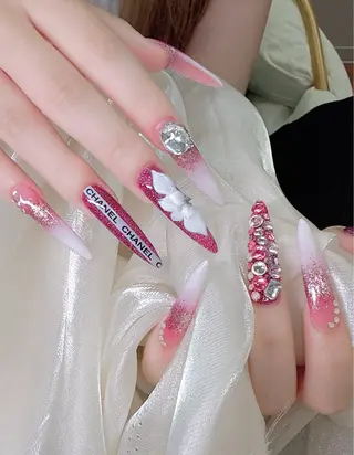 ネイル Rose nail💅のネイルデザイン