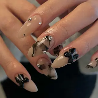 ネイル aiu  ｱｲﾕｰ ちひろのネイルデザイン