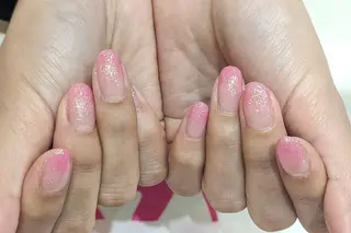 ネイル 片桐 祥子のネイルデザイン