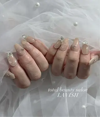 ネイル LAVISH nanamiのネイルデザイン