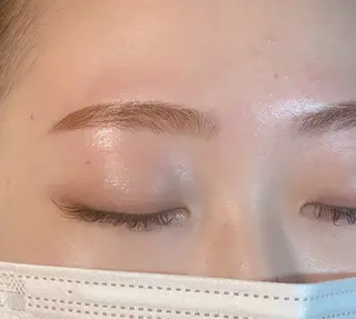 アイブロウ NAZ eyelash&eyebrow akita所属・꒰ NAZ ꒱ izumiのマツエク・マツパデザイン