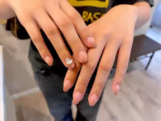 ネイル 藤井 千咲のネイルデザイン