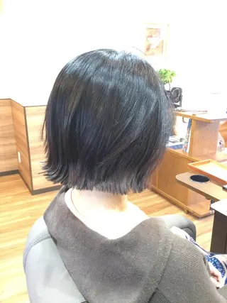 ミディアム Annon プライベートサロンのヘアスタイル