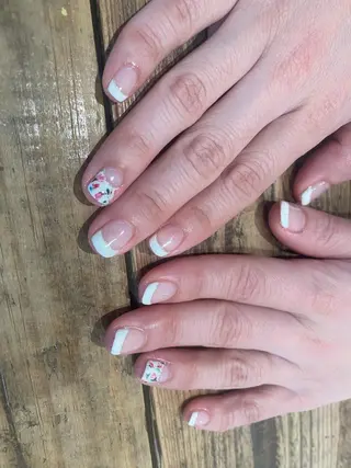 ネイル 佐藤  悠子のネイルデザイン