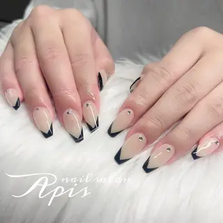 ネイル nailsalon Apis所属・Apis manakaのネイルデザイン