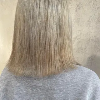 ショート カラー 梅田美容室 山崎海波のヘアスタイル