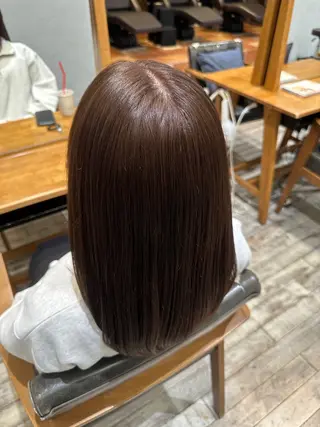 ミディアム Aura所属・丸山 心 / 艶カラーのヘアスタイル