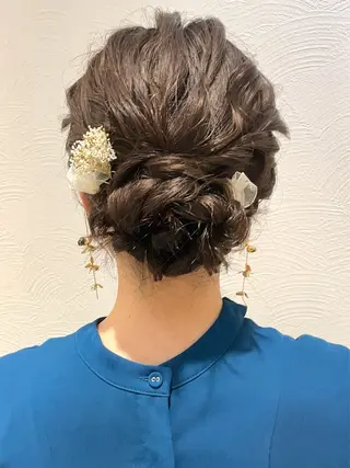 セミロング ヘアアレンジ GOTODAY SHAiRE SALON所属・札幌 ヘアアレンジ 🍎 タナカセリナのヘアスタイル