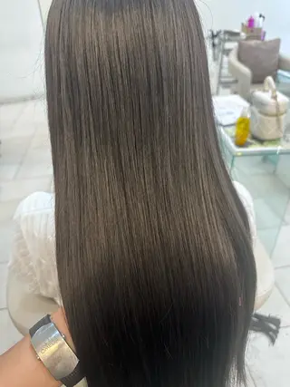 ロング Aujuaソムリエ komatsu✂︎のヘアスタイル