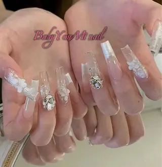 ネイル 相沢 さやかのネイルデザイン