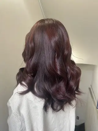 セミロング TOKUYAMA SALON所属・横内 英奈のヘアスタイル