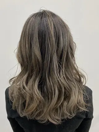 ミディアム 【公式】amble luxe池袋東口🩷のヘアスタイル