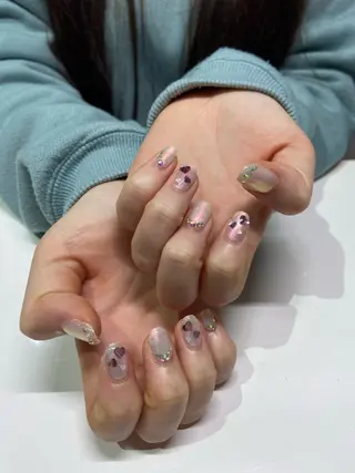 ネイル 加藤 綾のネイルデザイン