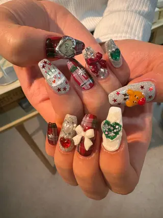 ネイル AOI✩⡱ y2kネイルのネイルデザイン