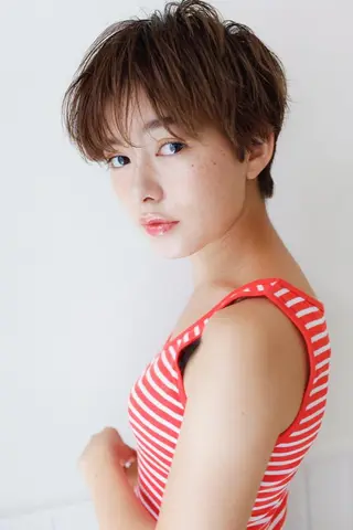 ミディアム カラー マツエク・マツパ 横浜Bob美容師🤎 ERINAのヘアスタイル