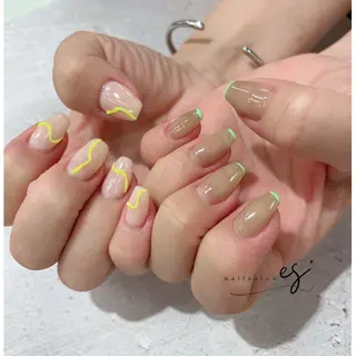 ネイル nailsalon esのネイルデザイン