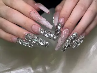 ネイル 💕チップネイル 🩷のネイルデザイン