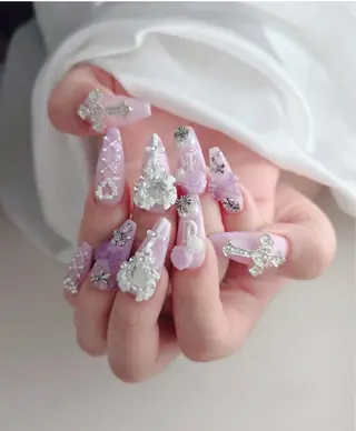 ネイル Lina nail所属・Lunaa 池袋のネイルデザイン